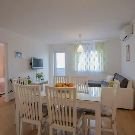 Apartment Petra Imotski