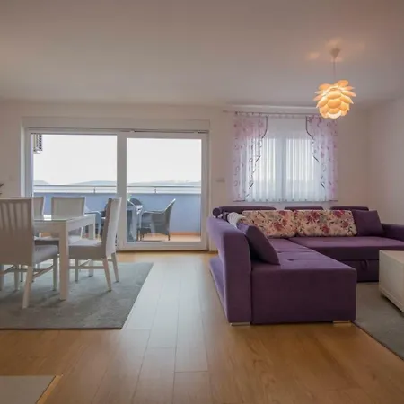 Apartment Petra